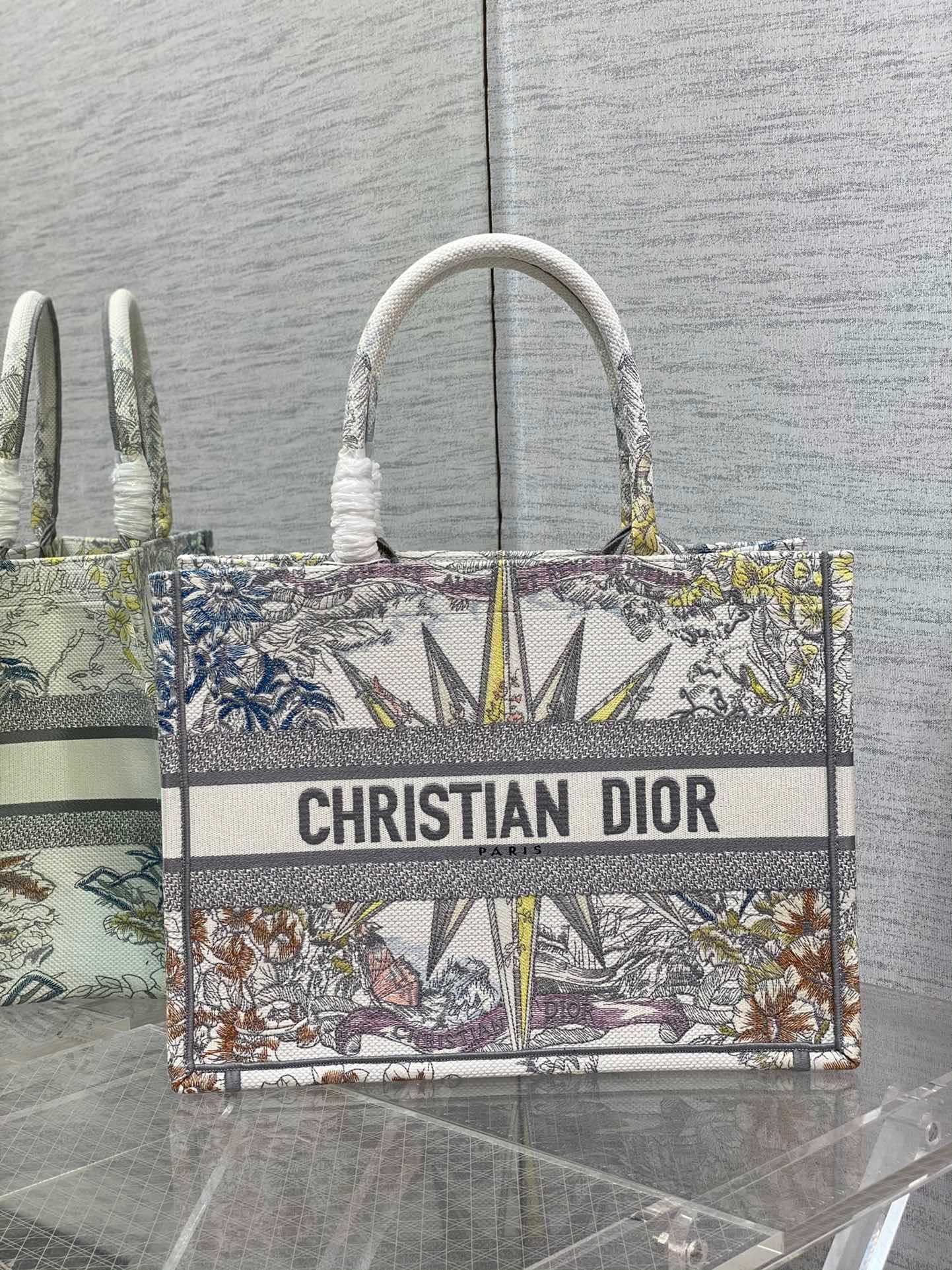 Dior Medium Dior Book Tote In White Multicolor Rêve d'Infini Embroidery 353