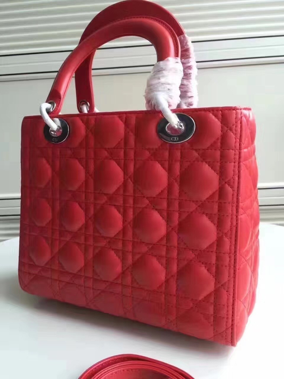 Dior Medium Lady Dior Bag In Red Lambskin 743