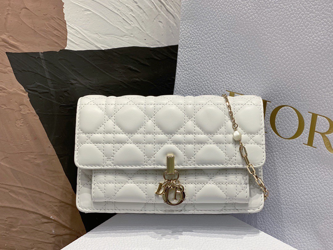 Dior Lady Dior Chain Pouch In White Cannage Lambskin 675