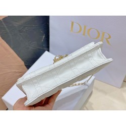 Dior Lady Dior Chain Pouch In White Cannage Lambskin 675