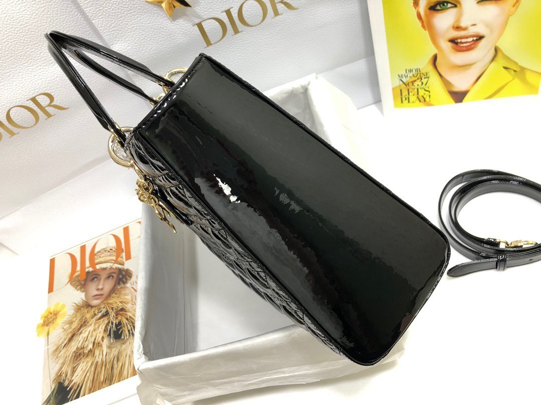 Dior Large Lady Dior Bag In Black Patent Cannage Calfskin 570