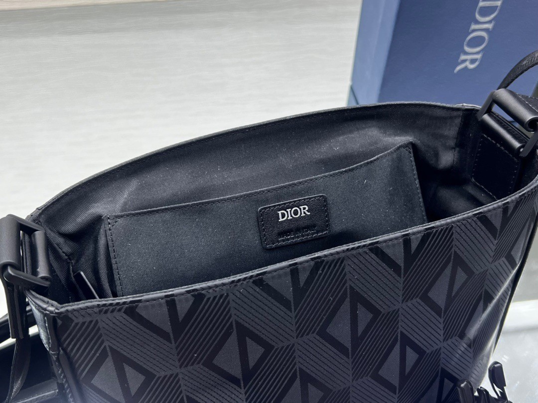 Dior Explorer Messenger Bag In Black CD Diamond Mirage Ski Capsule Nylon 917