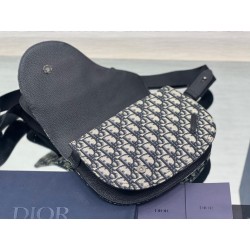 Dior Men's Saddle Pouch in Beige and Black Dior Oblique Jacquard 834