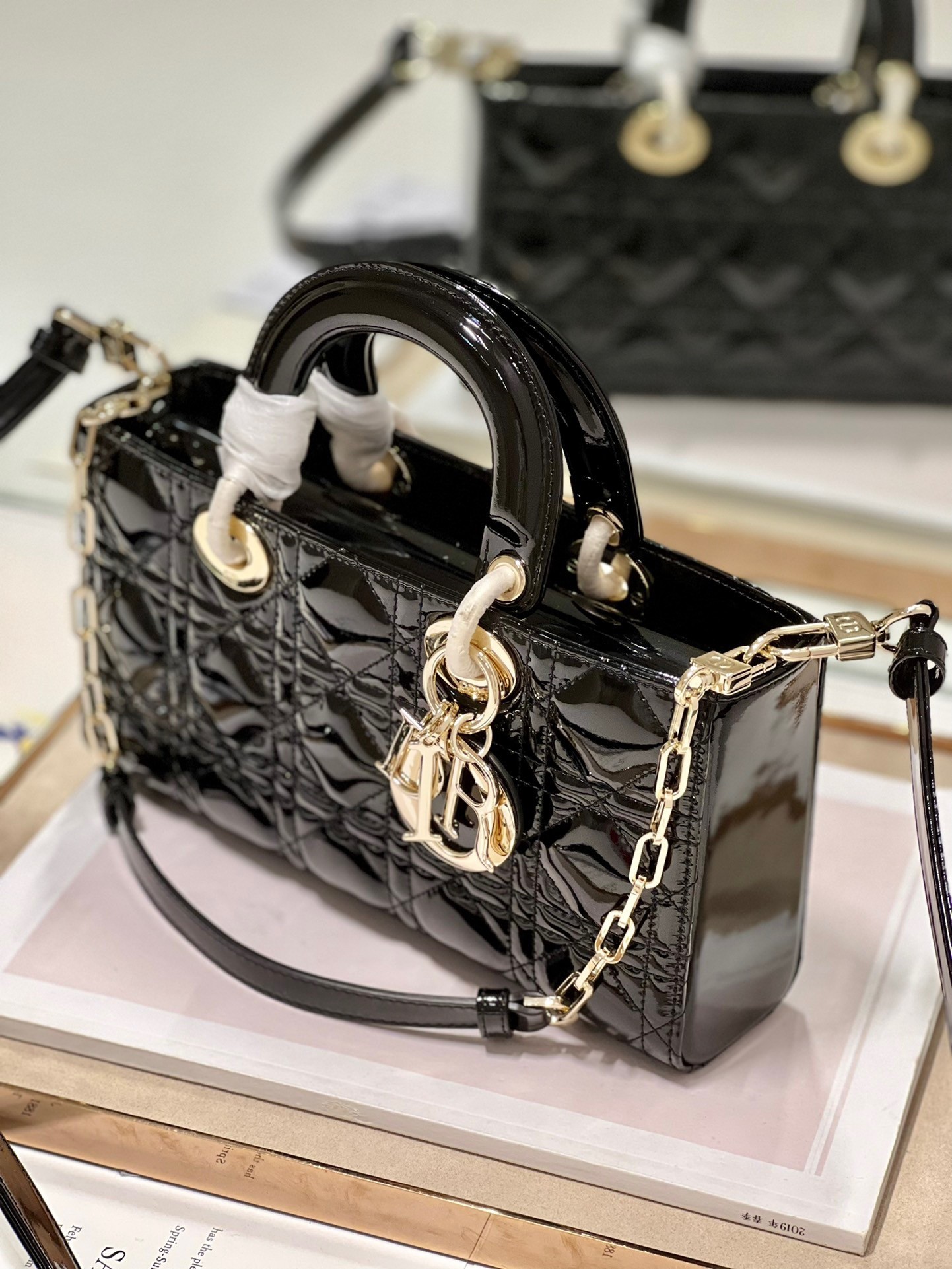 Dior Lady D-Joy Medium Bag In Black Patent Cannage Calfskin 670