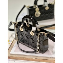 Dior Lady D-Joy Medium Bag In Black Patent Cannage Calfskin 670