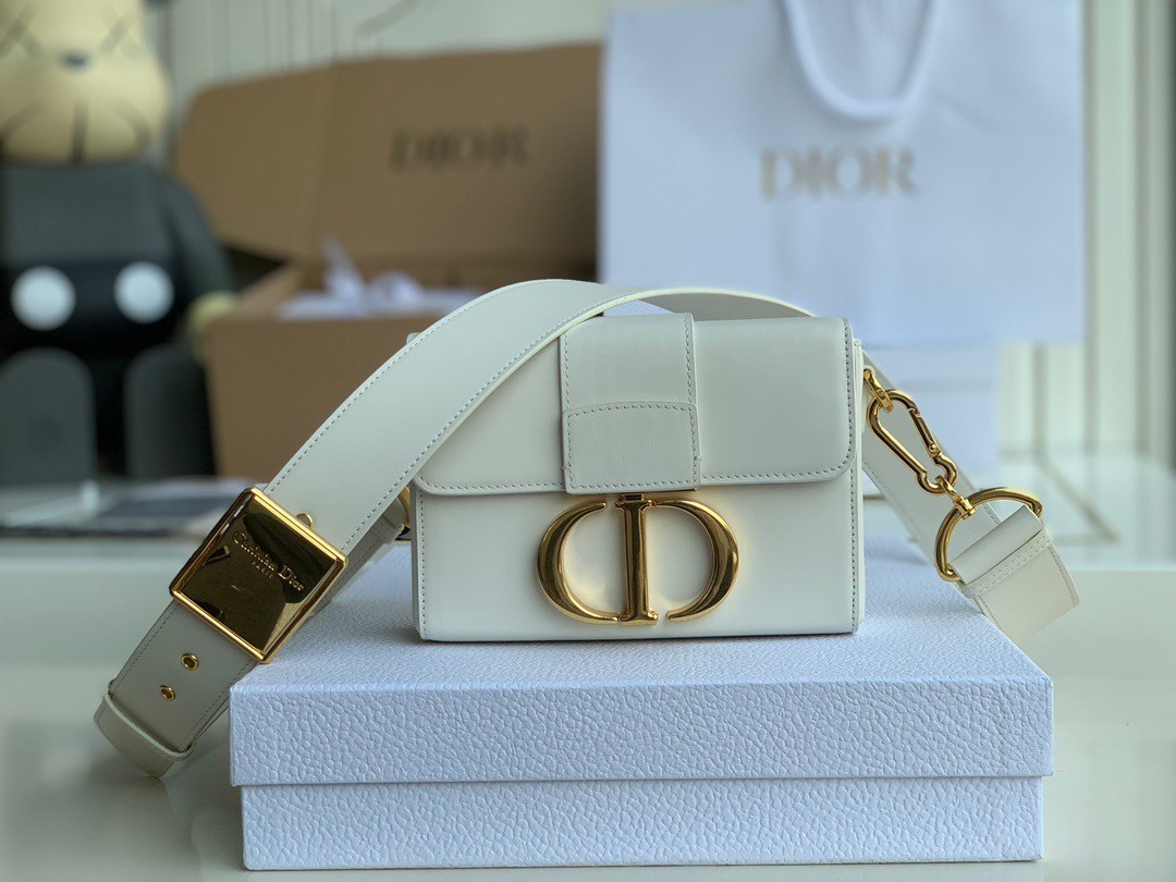 Dior 30 Montaigne Box Bag In White Box Calfskin 733