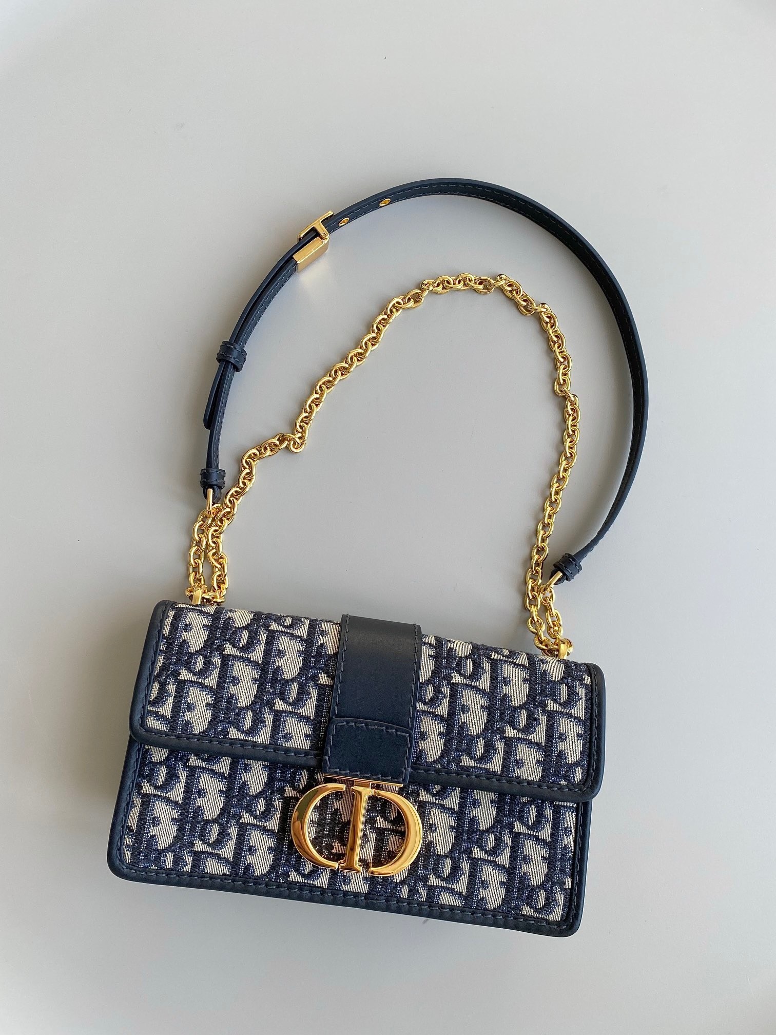 Dior 30 Montaigne East-West Bag with Chain in Blue Oblique Jacquard 527