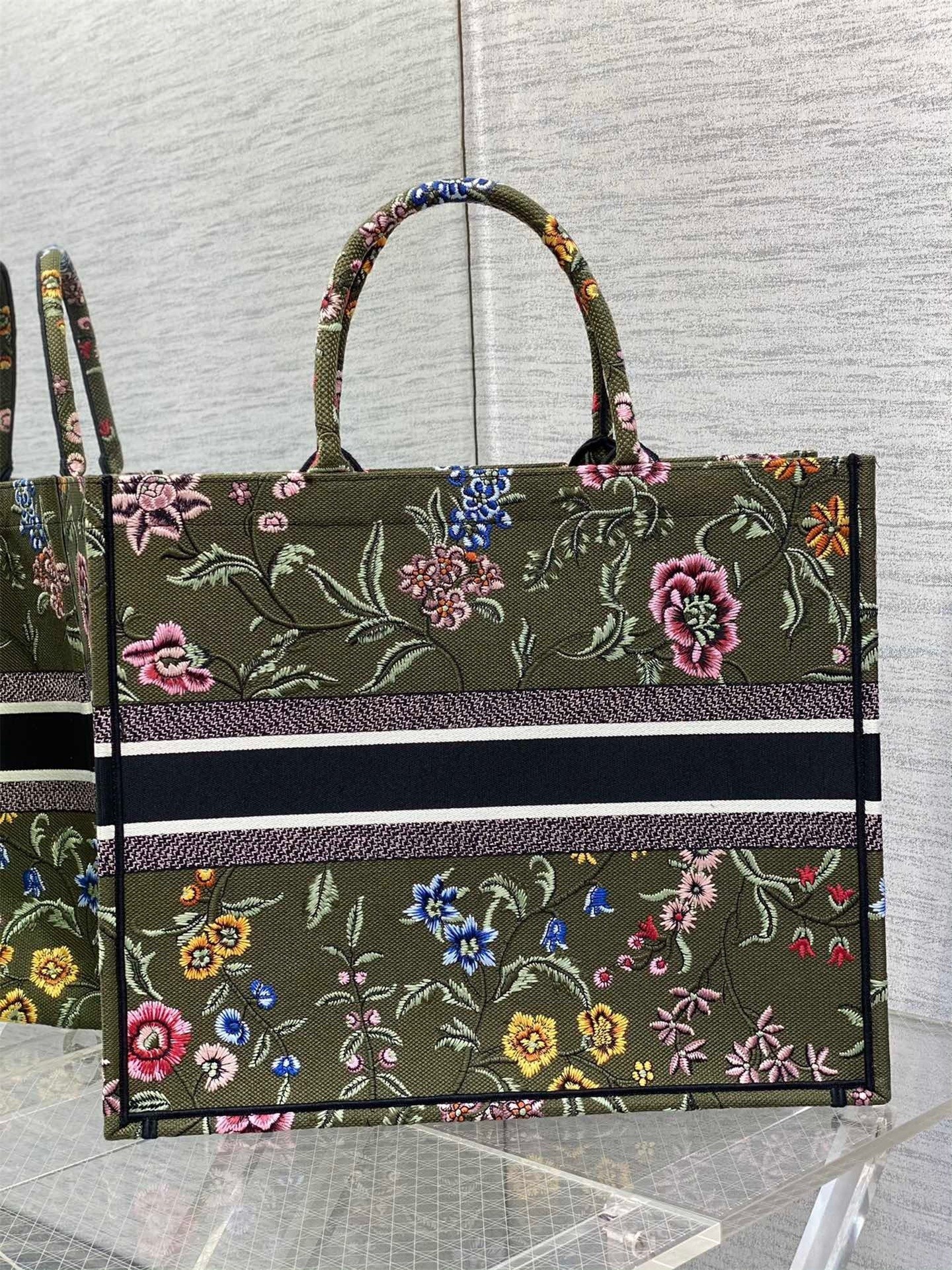 Dior Large Book Tote Bag In Green Dior Petites Fleurs Embroidery 746