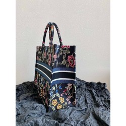 Dior Large Book Tote Bag In Black Dior Petites Fleurs Embroidery 763