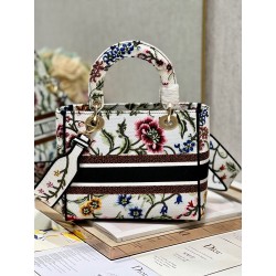 Dior Lady D-Lite Medium Bag In White Dior Petites Fleurs Embroidery 703