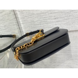 Dior 30 Montaigne Avenue Bag In Black Box Calfskin 104