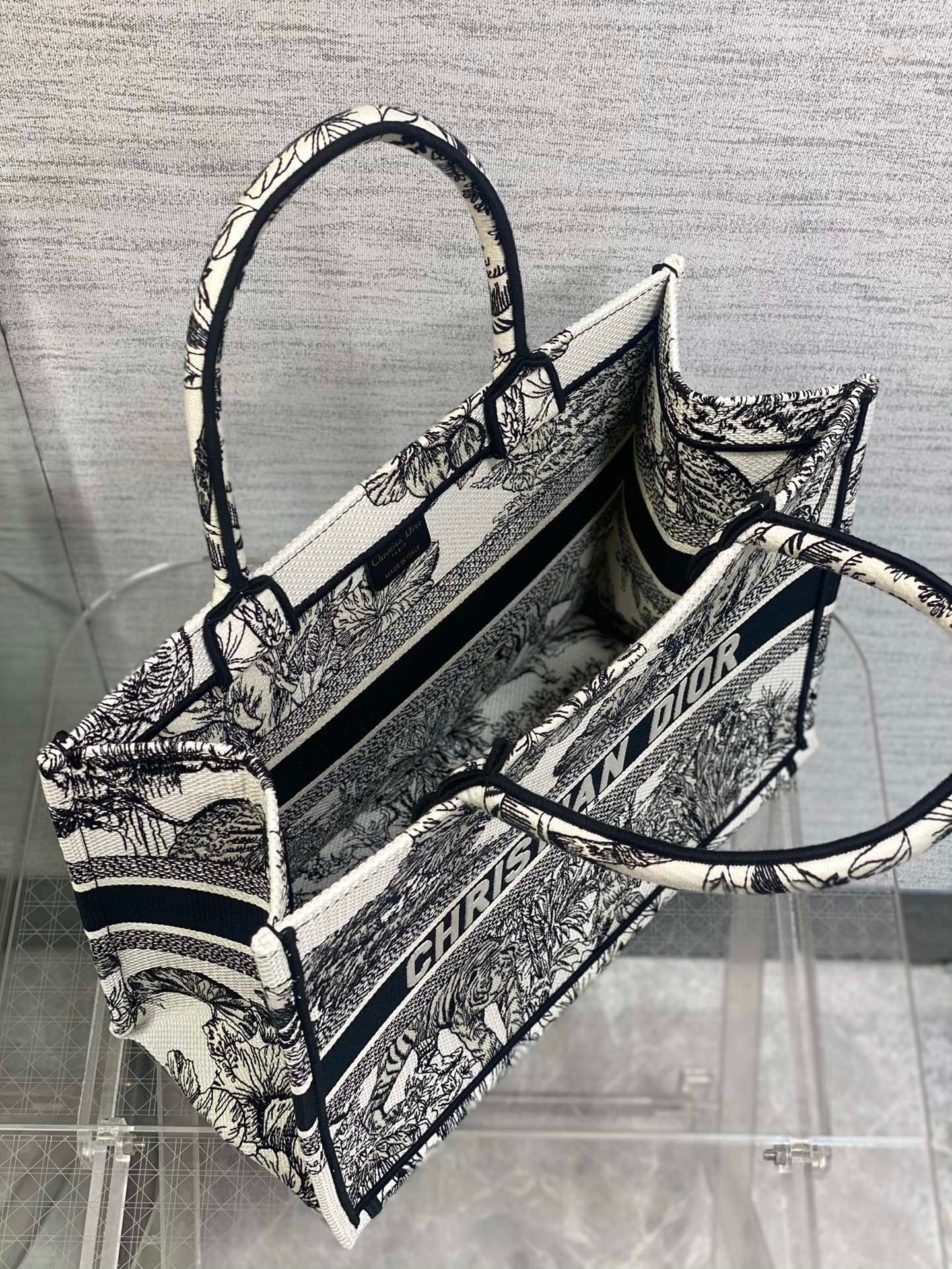 Dior Medium Book Tote Bag In White Toile de Jouy Voyage Embroidery 196