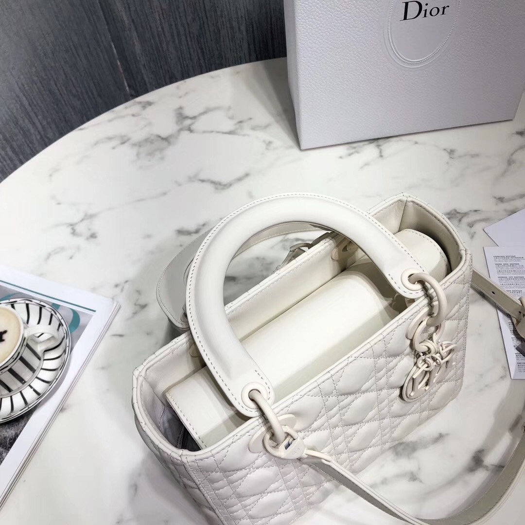 Dior Medium Lady Dior Bag In White Ultra Matte Calfskin 792