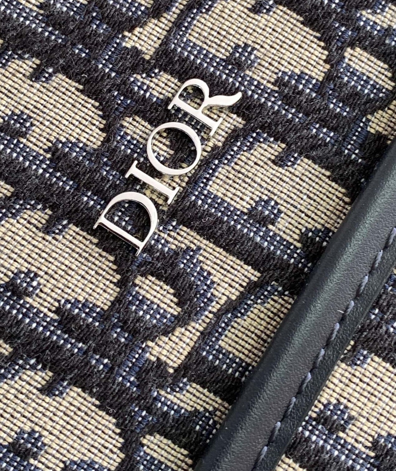 Dior Changing Bag in Blue Dior Oblique Canvas 776