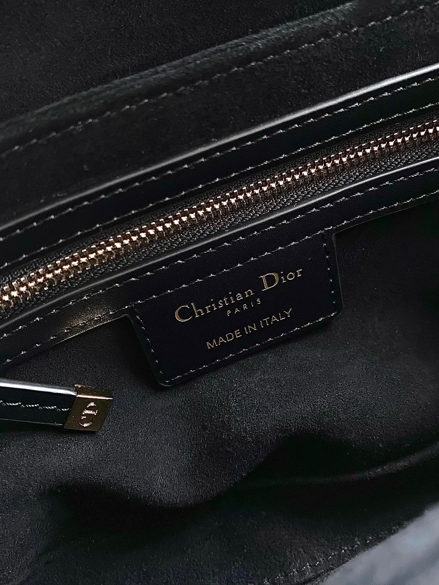 Dior CD Signature Chain Bag in Black Calfskin 622