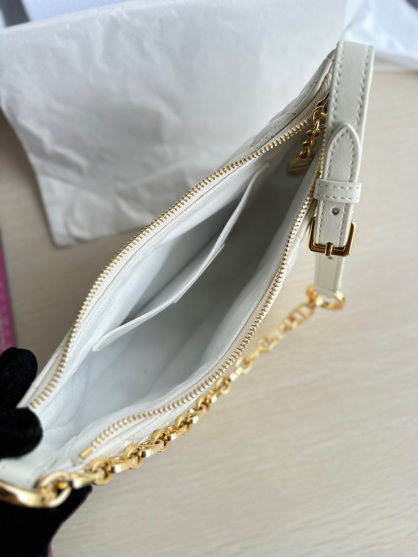 Dior CD Lounge Bag in White Macrocannage Lambskin 532