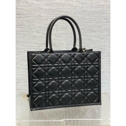 Dior Medium Book Tote Bag with Strap in Black Macrocannage Calfskin 135