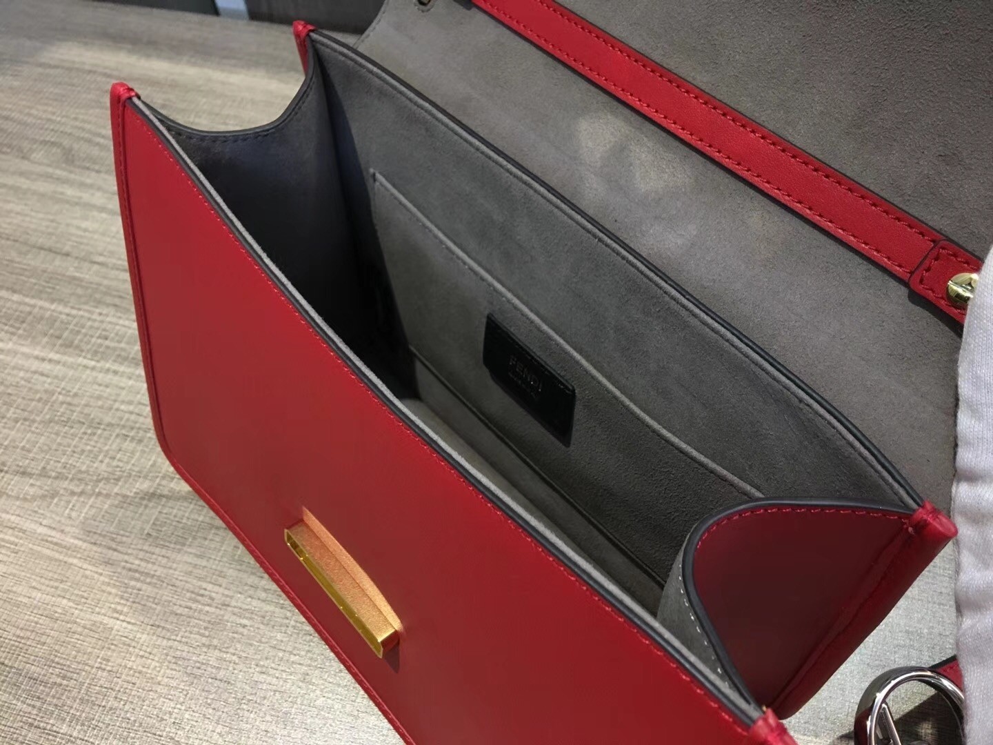 Fendi Kan I F Shoulder Bag In Red Calfskin 627