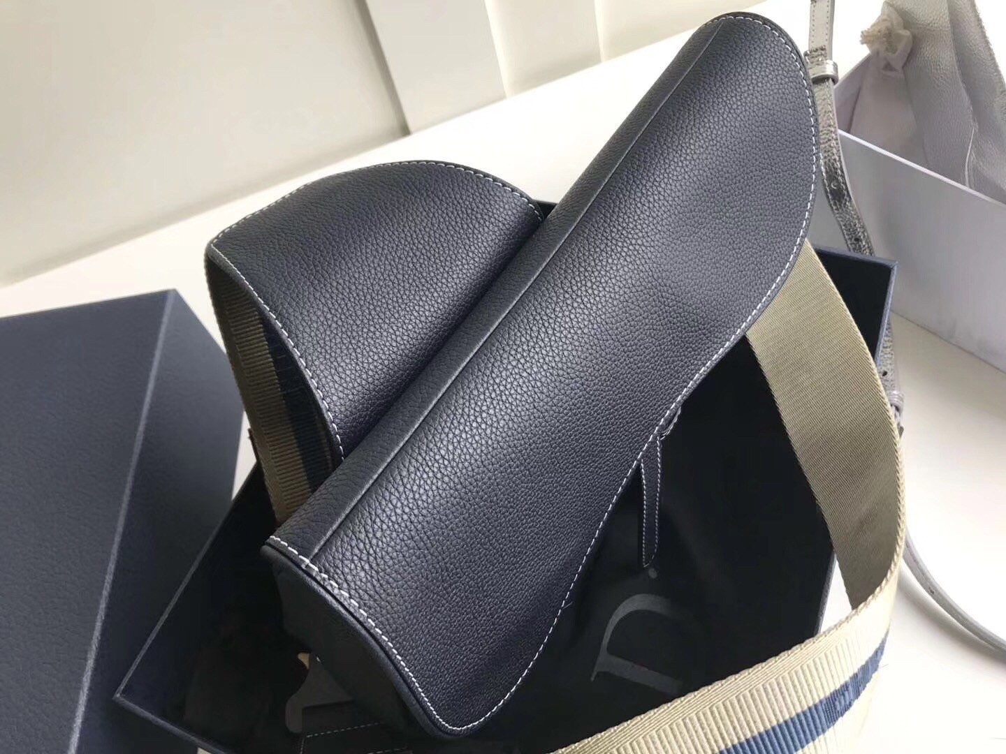 Dior Men's Saddle Belt Bag In Navy Grained Calfskin 877