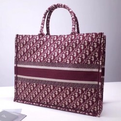 Dior Book Tote Bag In Bordeaux Oblique Canvas 839