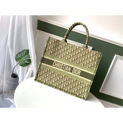 Dior Book Tote Bag In Green Oblique Canvas 783