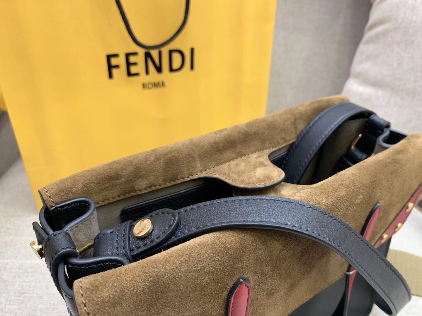 Fendi Regular Flip Tote Bag In Black Calfskin 037