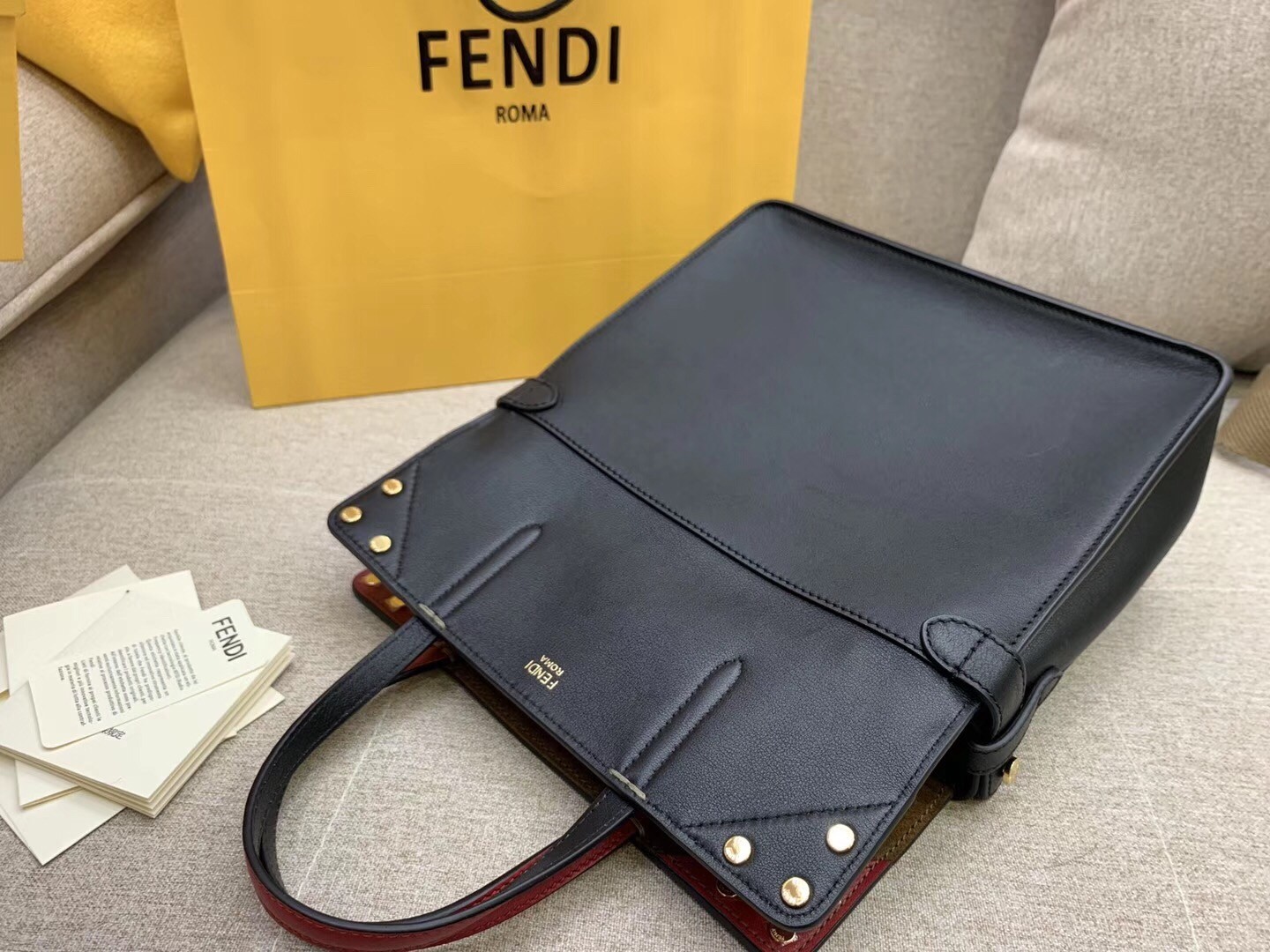 Fendi Regular Flip Tote Bag In Black Calfskin 037