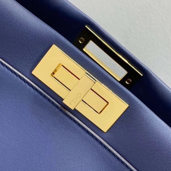 Fendi Peekaboo Pocket Medium Bag In Blue Calfskin 650