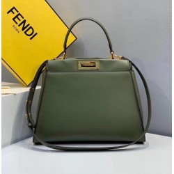 Fendi Peekaboo Pocket Medium Bag In Green Calfskin 552