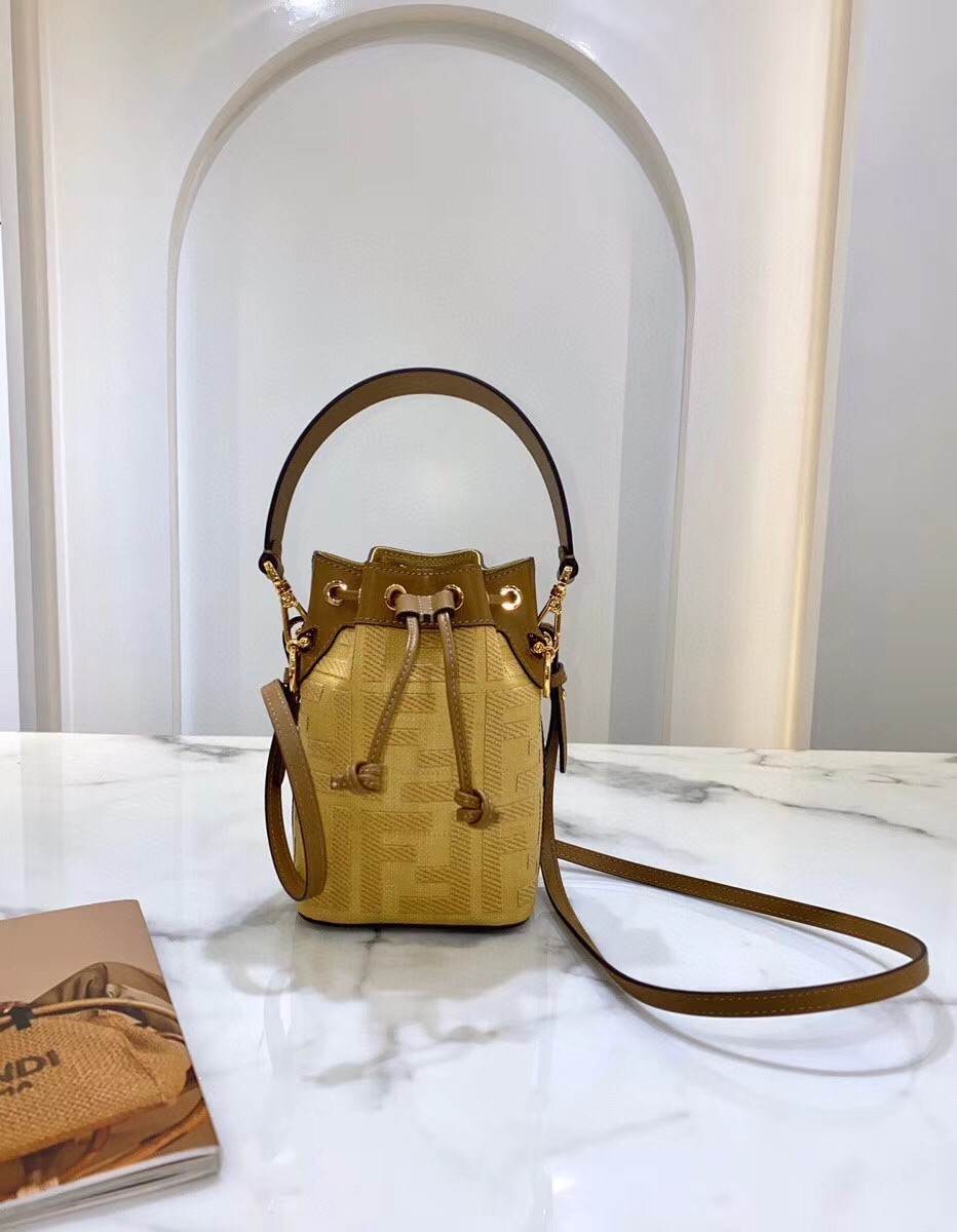 Fendi Mon Tresor Mini Bucket Bag In Beige Raffia 402