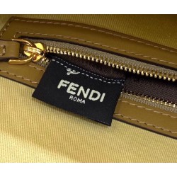 Fendi Baguette Medium Bag In Natural Straw 785