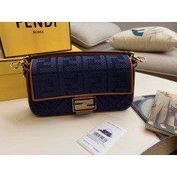 Fendi Baguette Medium Bag In Blue Denim 230